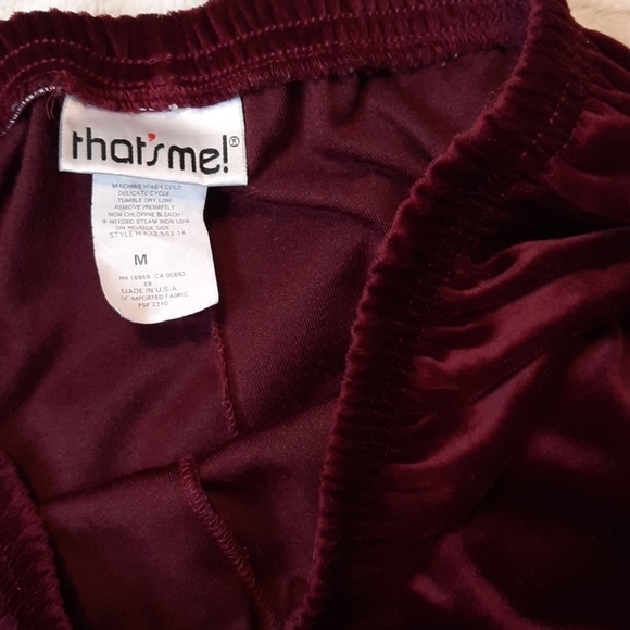 Wine Red Velour highwaisted stretchy vintage pants - Picture 5 of 5